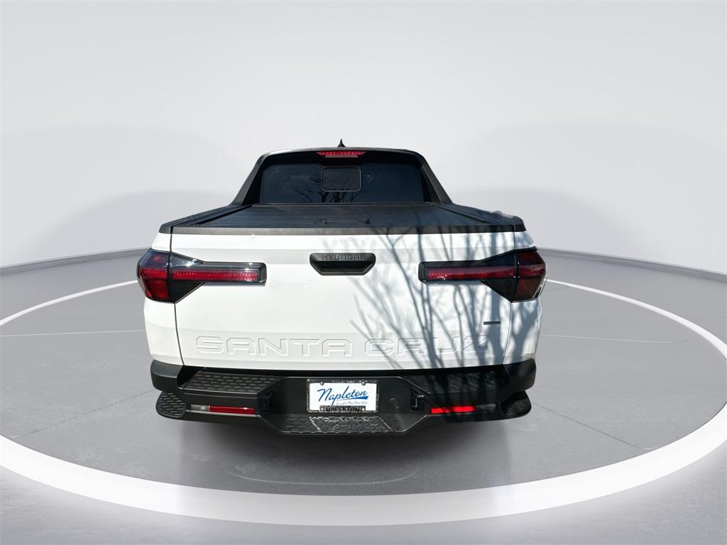 2025 Hyundai Santa Cruz SEL Activity photo 3