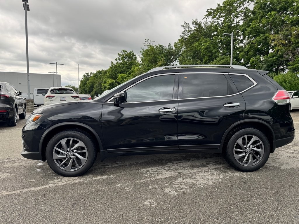Used 2016 Nissan Rogue SL with VIN 5N1AT2MVXGC839848 for sale in Indianapolis, IN