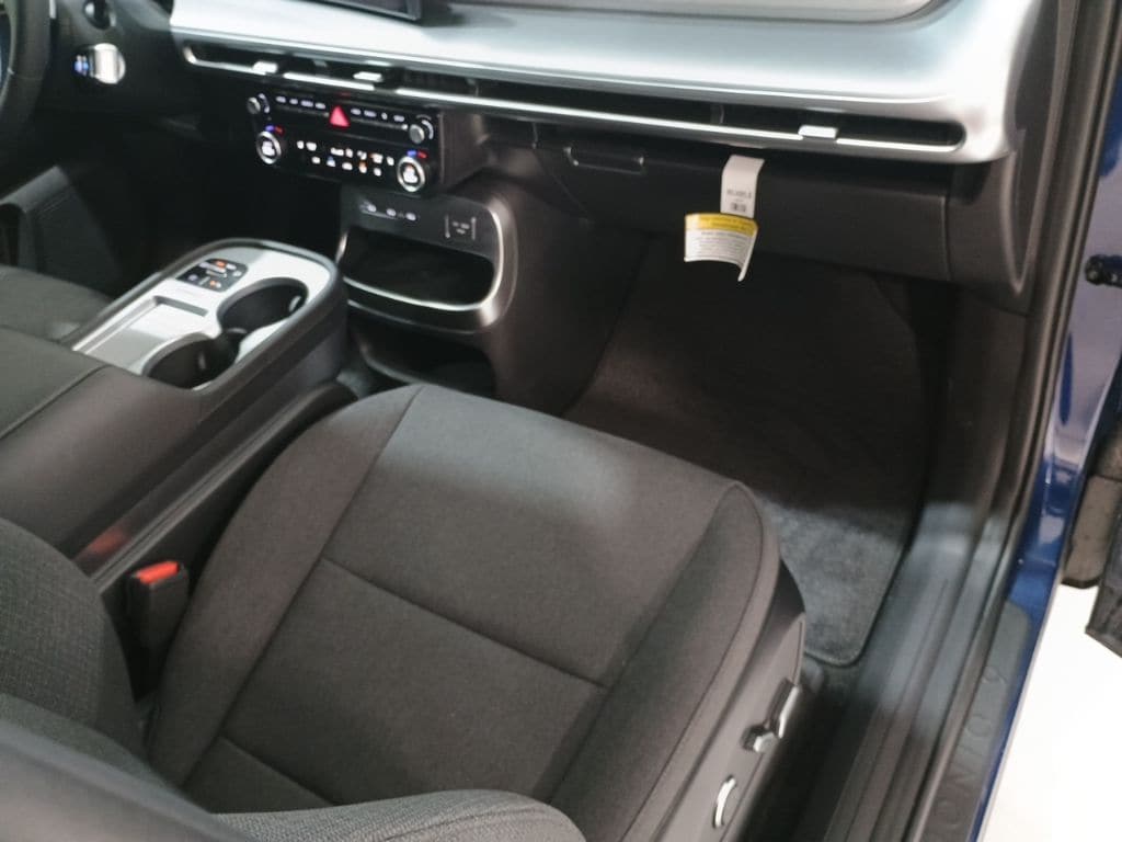 2026 Hyundai IONIQ 9 SE - Photo 13