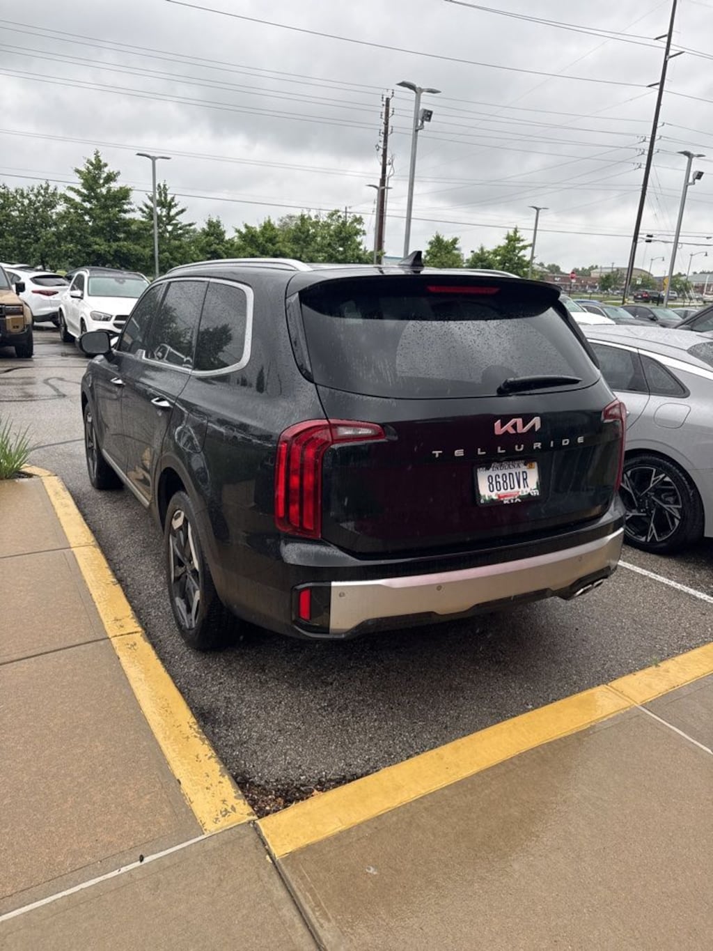 Used 2024 Kia Telluride S SUV