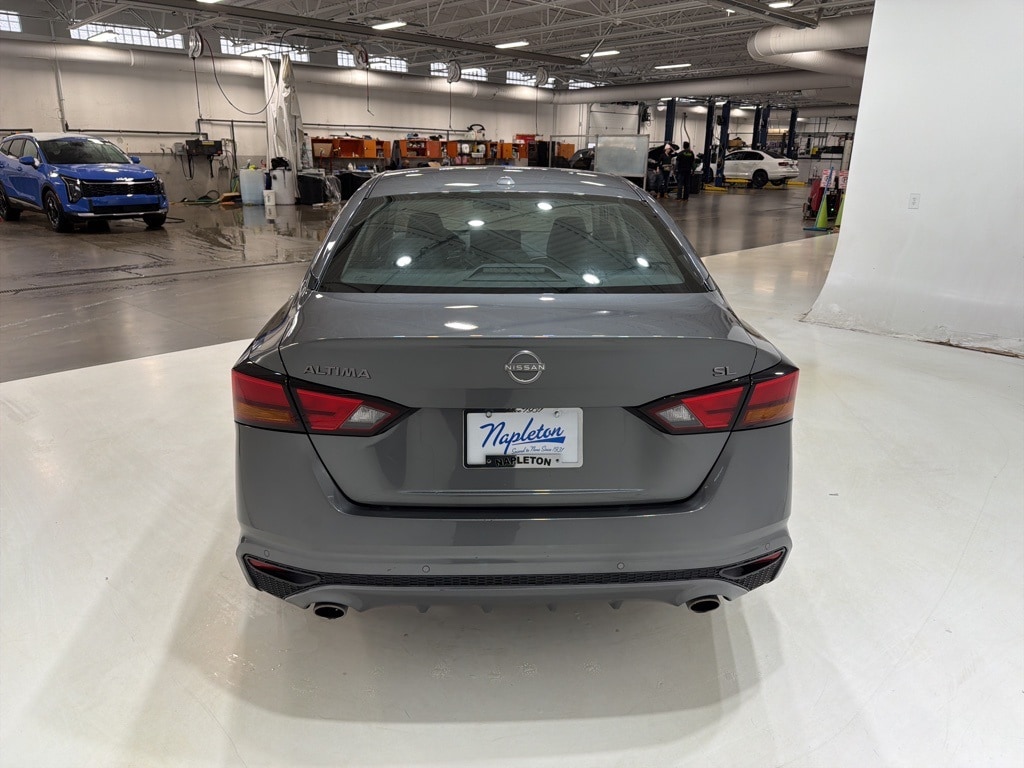 Used 2023 Nissan Altima 2.5 SL Sedan