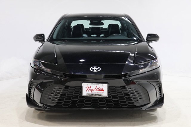 Used 2025 Toyota Camry SE Sedan