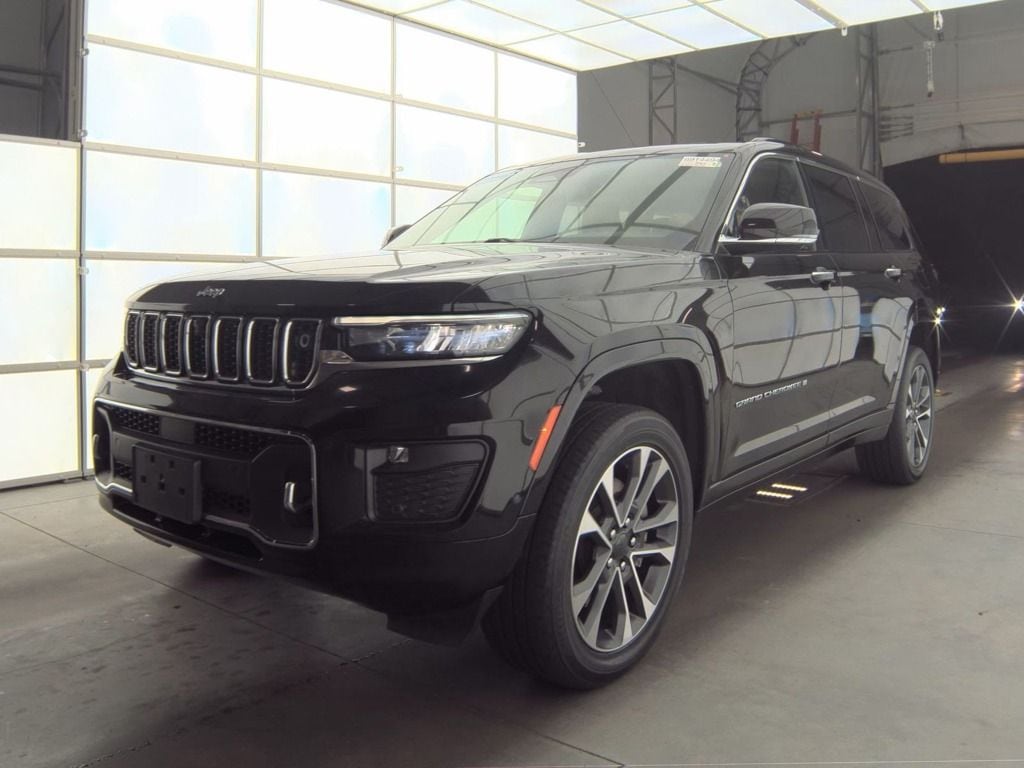 Used 2023 Jeep Grand Cherokee L Overland SUV