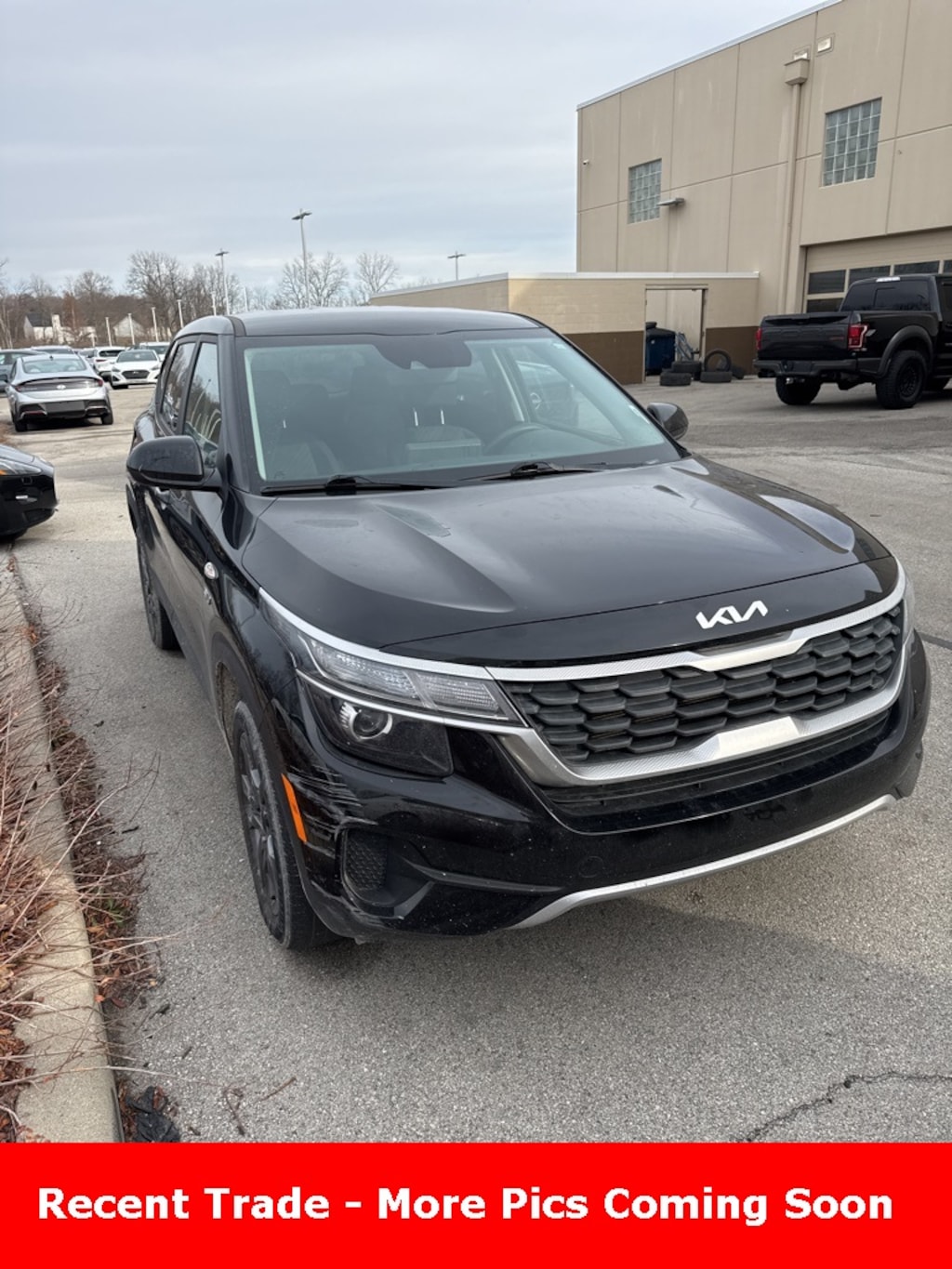 Used 2023 Kia Seltos LX SUV