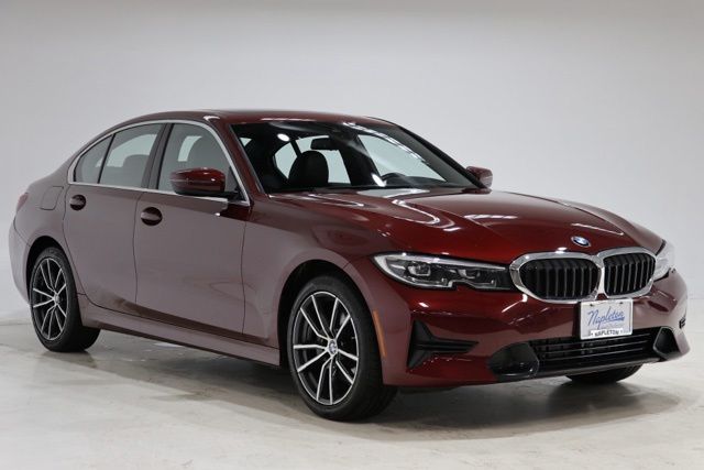 2022 BMW 3 Series 330i xDrive Sedan's photo