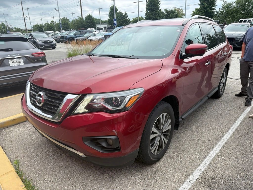 Used 2017 Nissan Pathfinder SL SUV