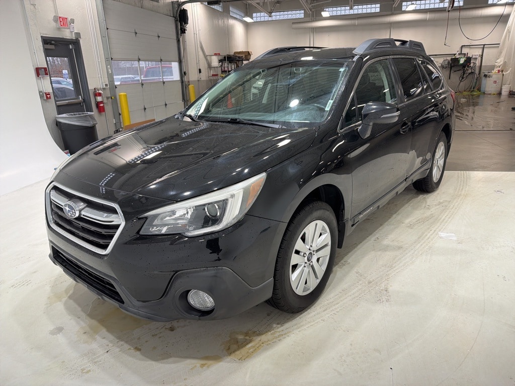 2018 Subaru Outback Premium's photo
