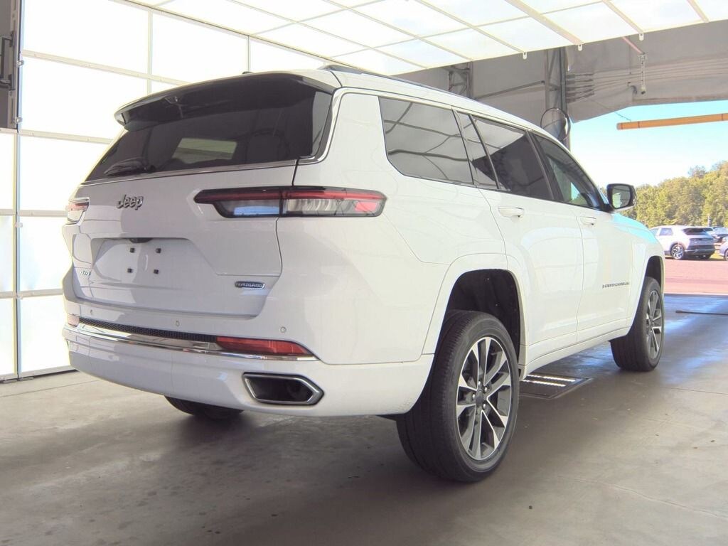 Used 2023 Jeep Grand Cherokee L Overland SUV