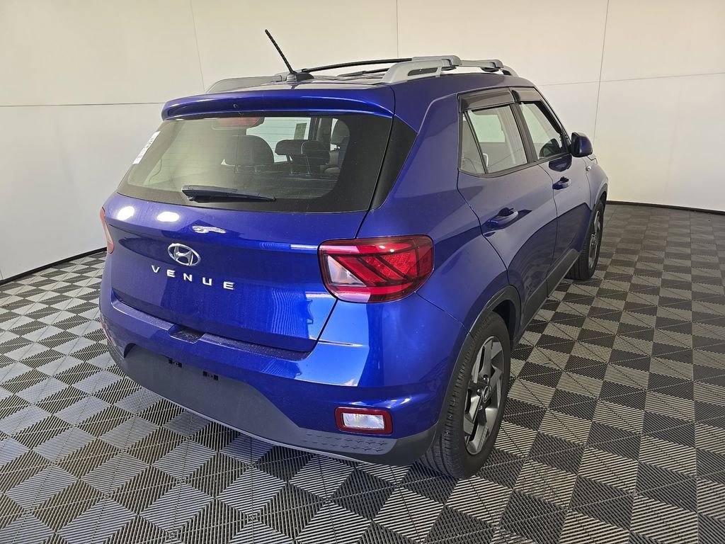 Used 2024 Hyundai Venue Limited SUV