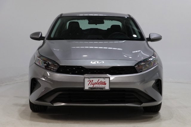 3KPF24ADXRE816103