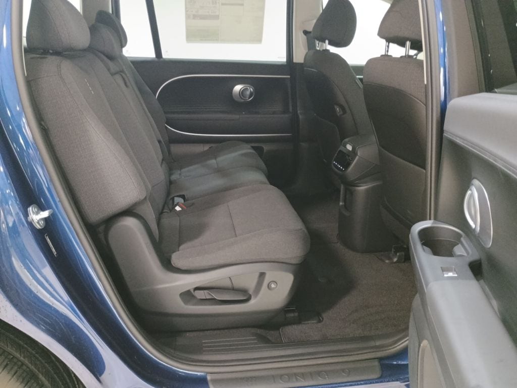 2026 Hyundai IONIQ 9 SE - Photo 26
