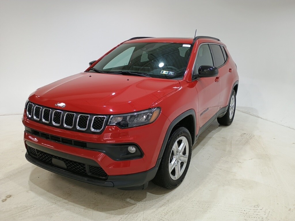 Used 2023 Jeep Compass Latitude SUV