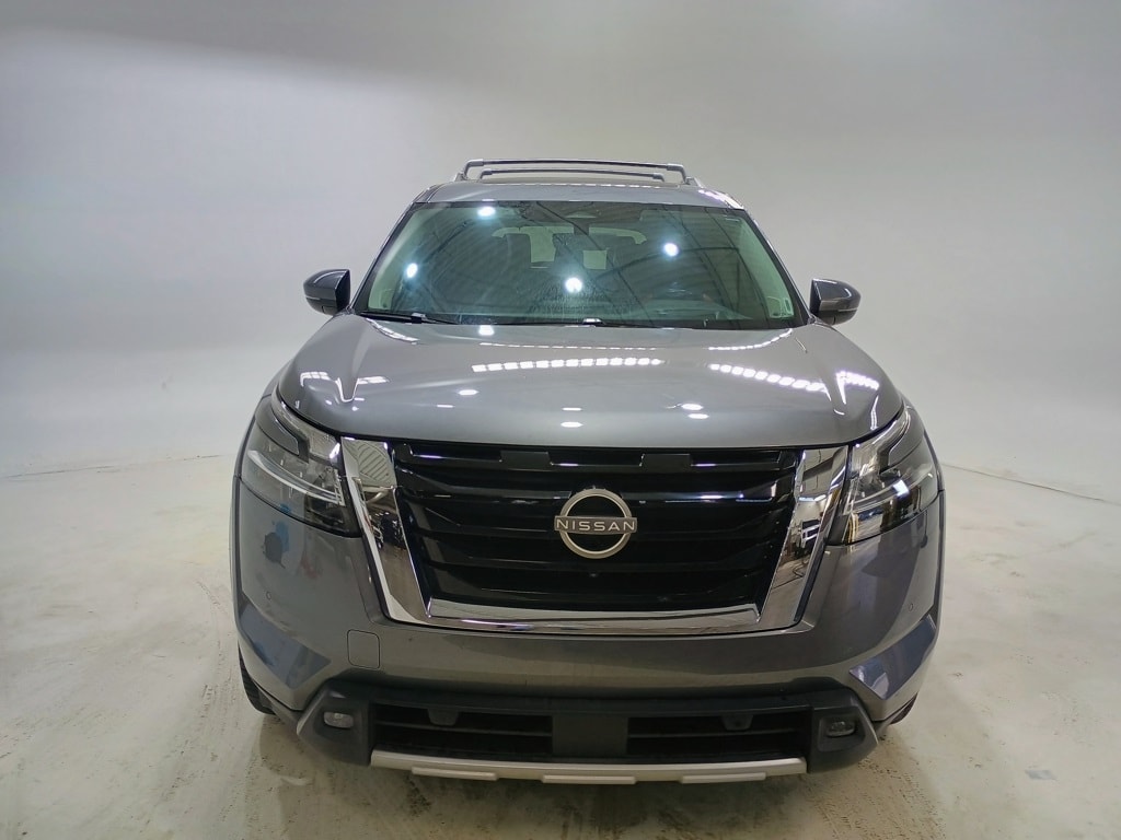 Used 2023 Nissan Pathfinder Platinum SUV