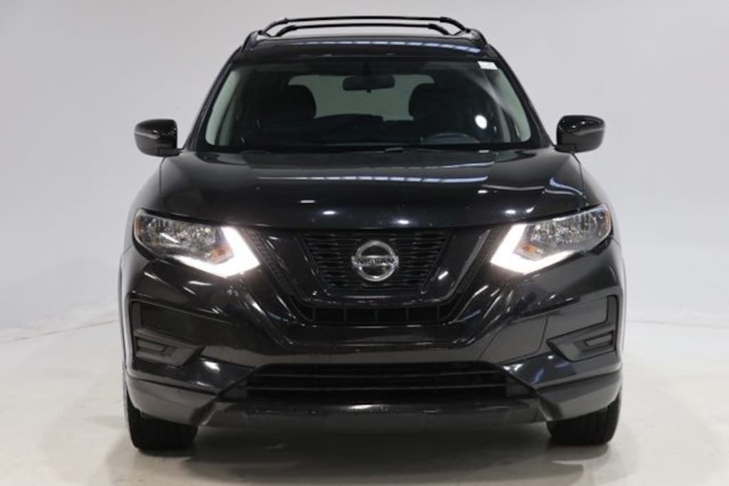 Used 2018 Nissan Rogue SV SUV