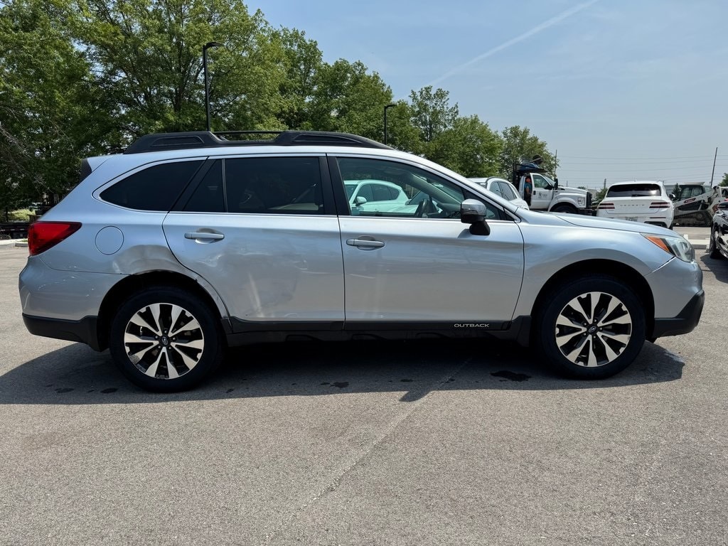 Used 2016 Subaru Outback Limited with VIN 4S4BSBNC5G3342291 for sale in Indianapolis, IN