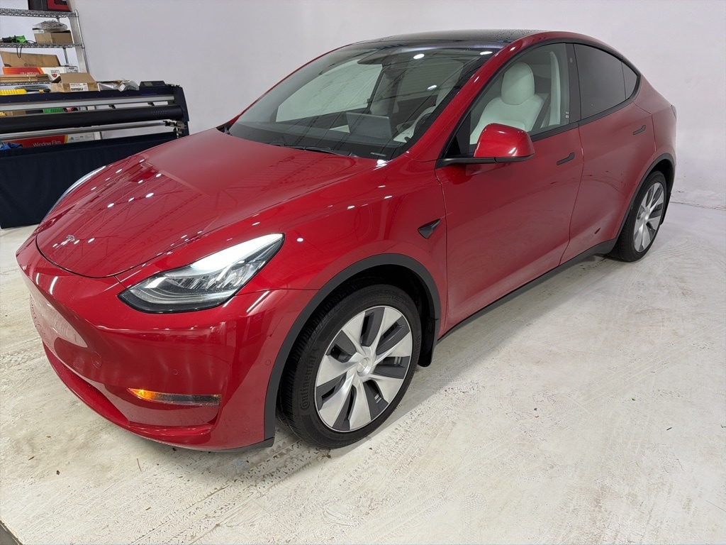 2020 Tesla Model Y Long Range's photo