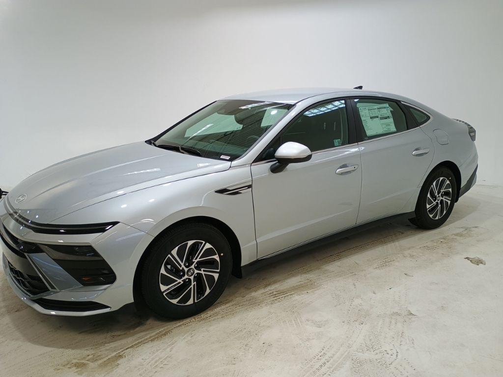 New 2026 Hyundai Sonata Hybrid Blue Sedan