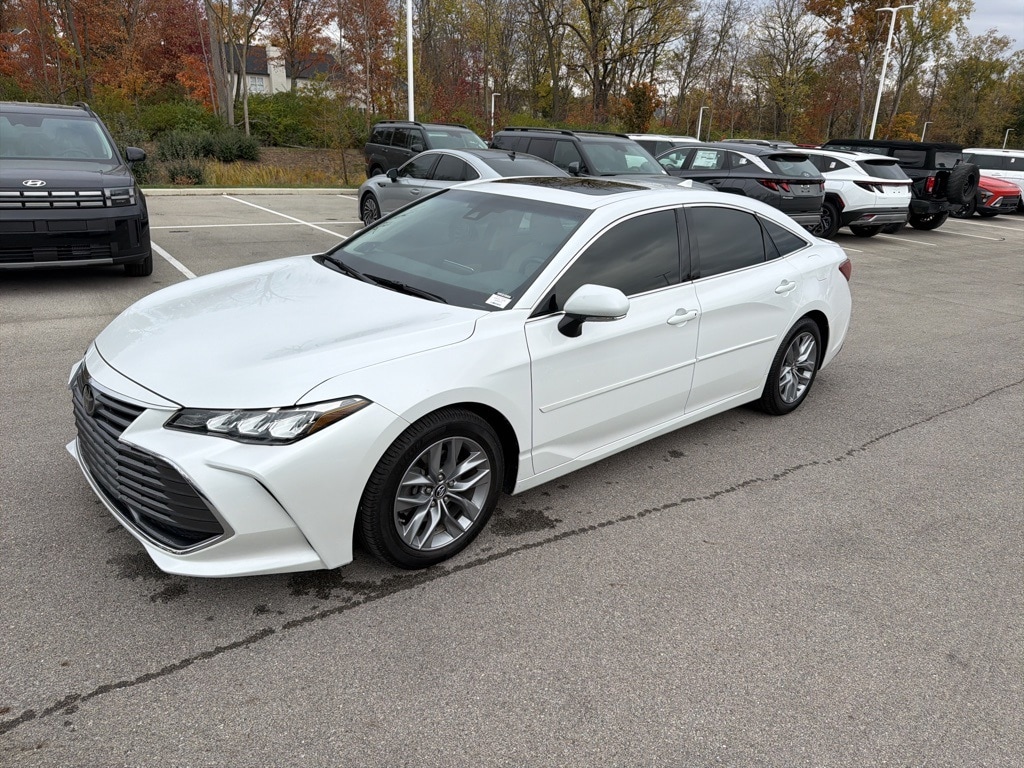 2019 Toyota Avalon XLE