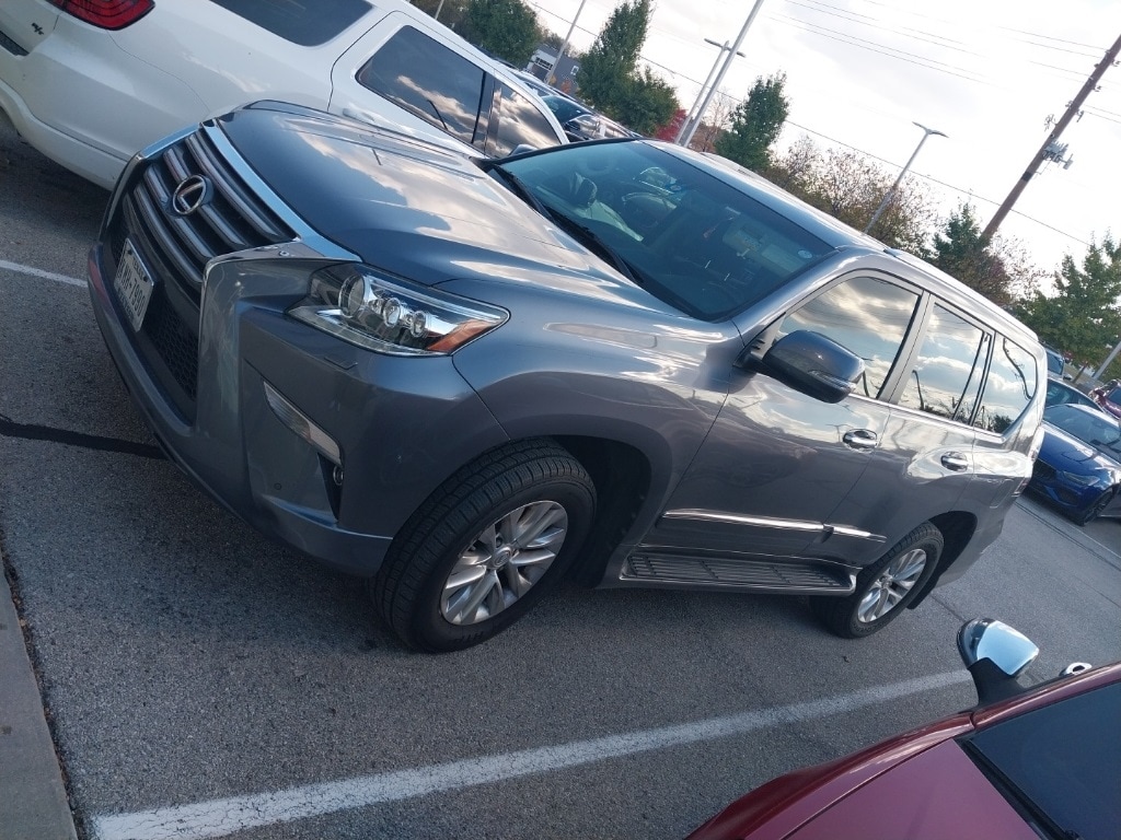 2018 Lexus GX Base's photo