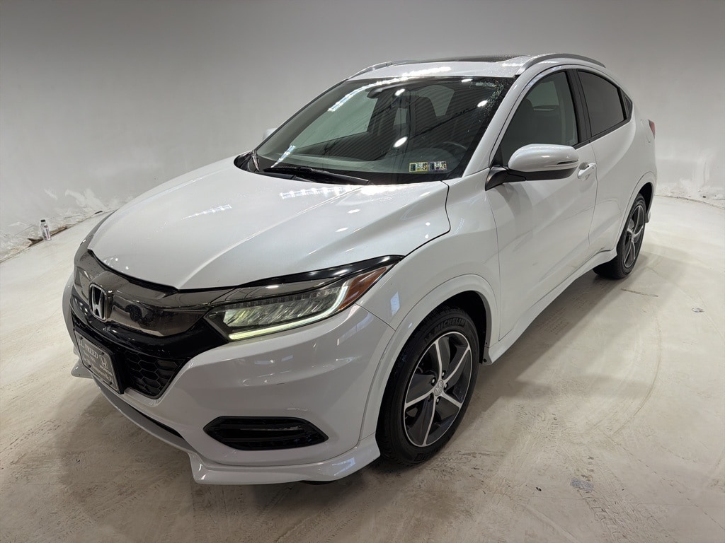 2019 Honda HR-V Touring's photo