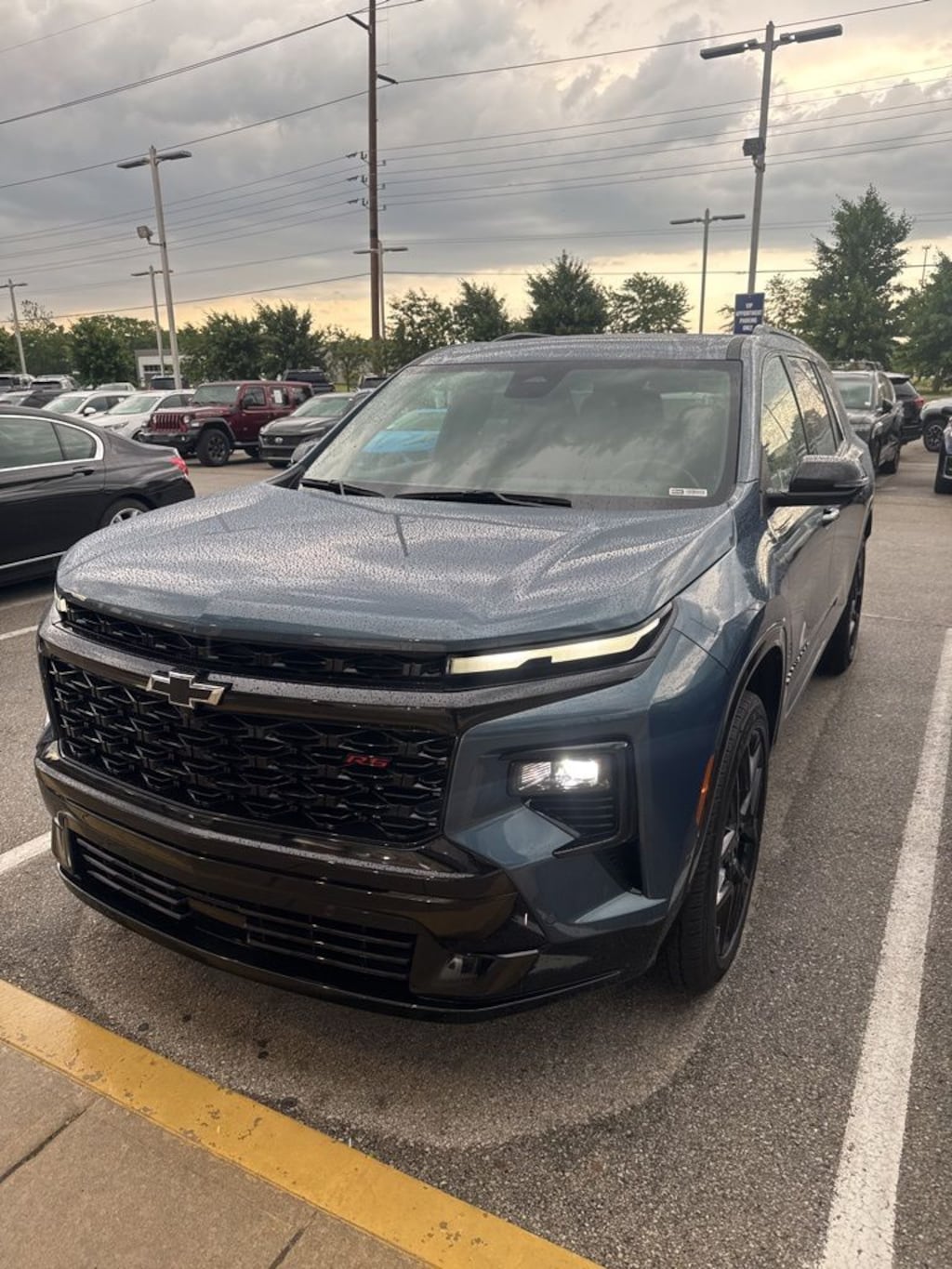 Used 2025 Chevrolet Traverse RS SUV