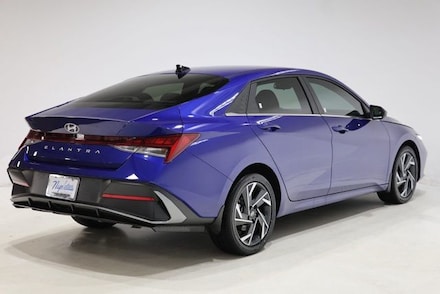 2025 Hyundai Elantra SEL Convenience Sedan