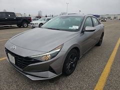 2023 Hyundai Elantra SEL Sedan