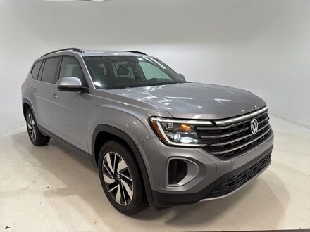 2024 Volkswagen Atlas 2.0T SE w/Technology SUV