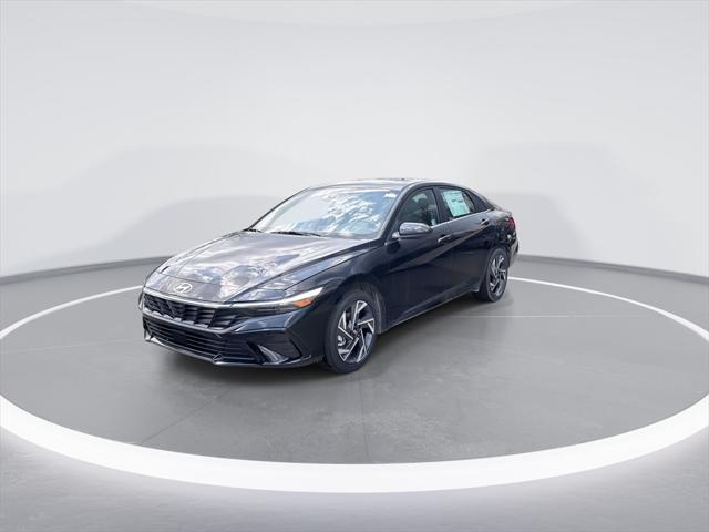 2025 Hyundai Elantra SEL Convenience photo 3