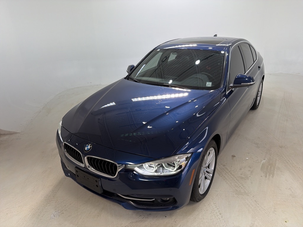 2018 BMW 3 Series 330i
