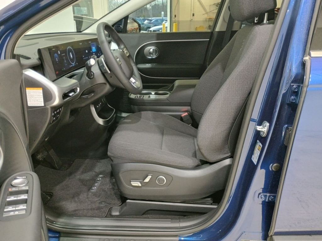 2026 Hyundai IONIQ 9 SE - Photo 12