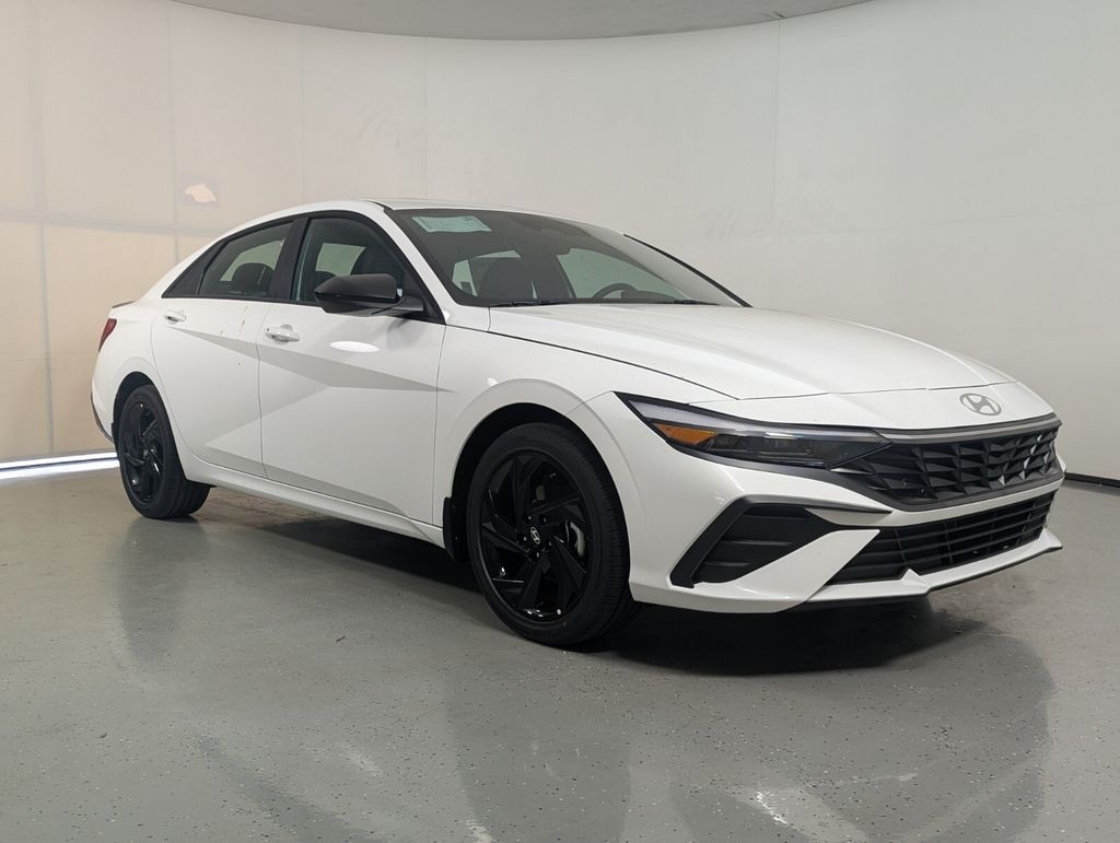 New 2026 Hyundai Elantra SEL Sport Plus Sedan