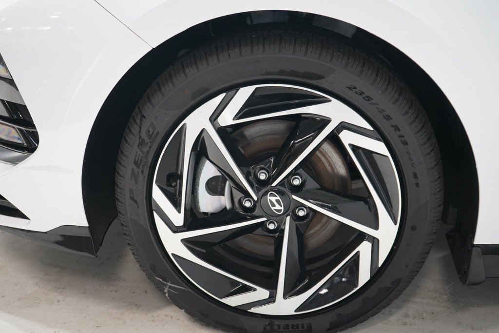 2026 Hyundai Sonata SEL - Photo 10