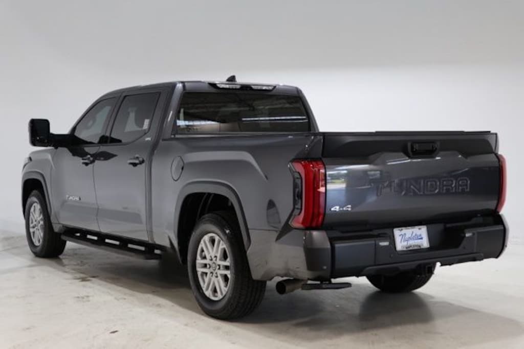 Used 2022 Toyota Tundra SR5 3.5L V6 Truck CrewMax