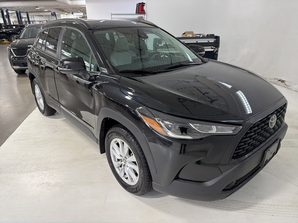 Used 2022 Toyota Corolla Cross LE SUV