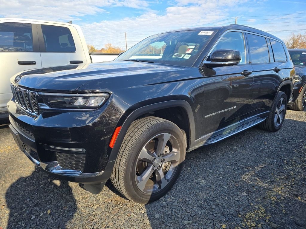 2023 Jeep Grand Cherokee L Limited's photo
