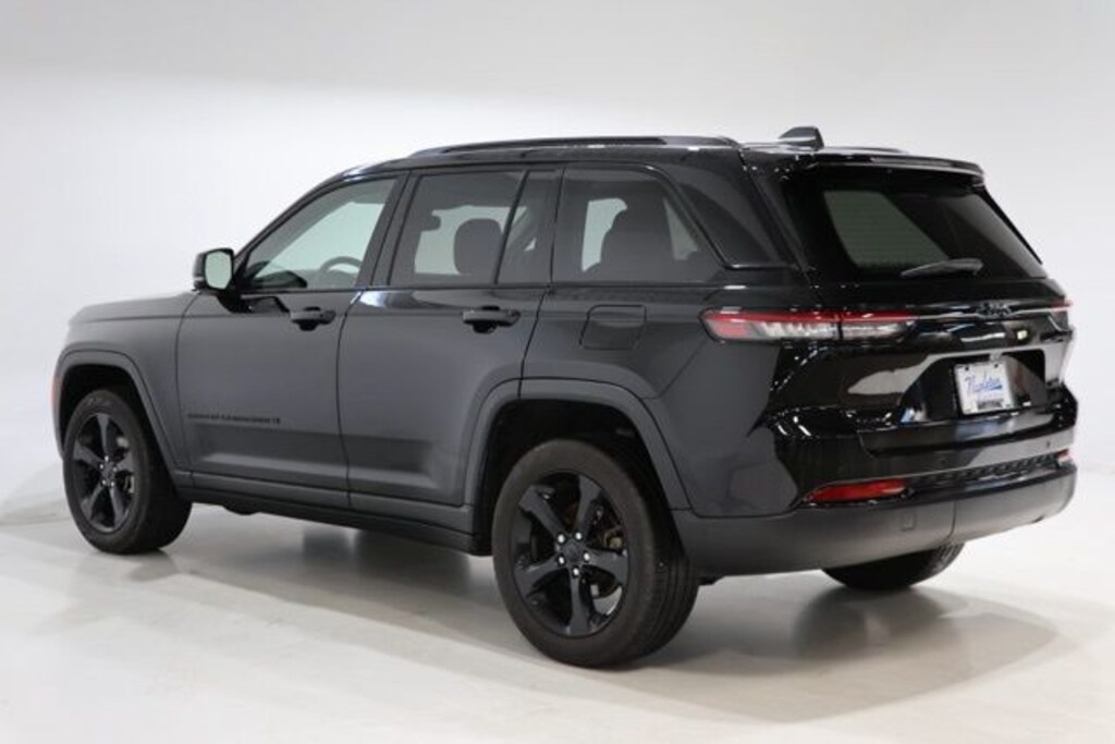 Used 2024 Jeep Grand Cherokee Limited SUV