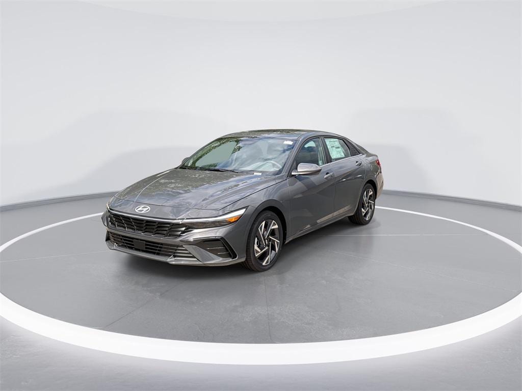 New 2025 Hyundai Elantra SEL Convenience Sedan
