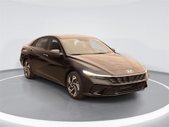 2025 Hyundai Elantra SEL Convenience Sedan