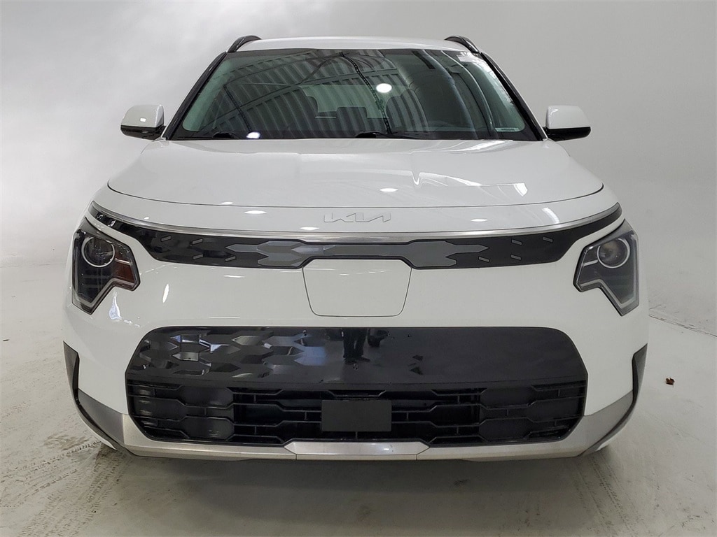Used 2023 Kia Niro Wind with VIN KNDCR3L15P5046669 for sale in Indianapolis, IN
