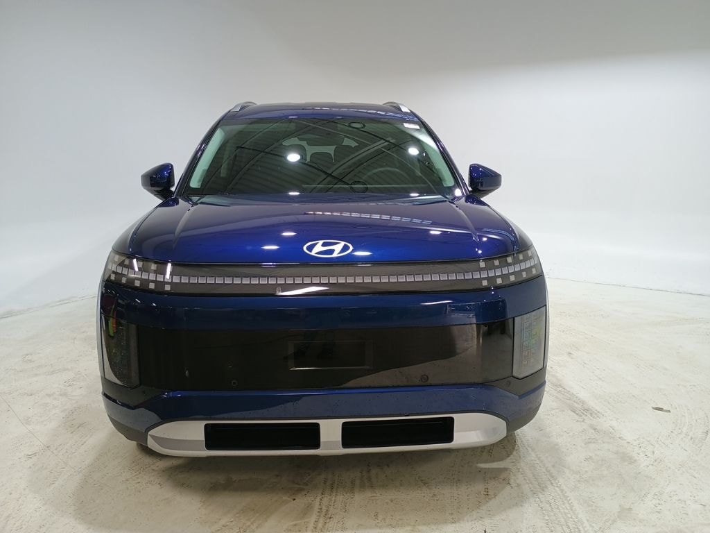 New 2026 Hyundai IONIQ 9 SE SUV