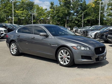 2017 Jaguar XF 20d Premium Sedan