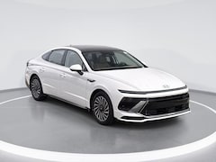 2025 Hyundai Sonata Hybrid Limited Sedan