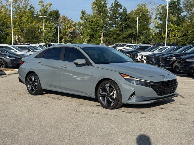 2022 Hyundai Elantra Limited
