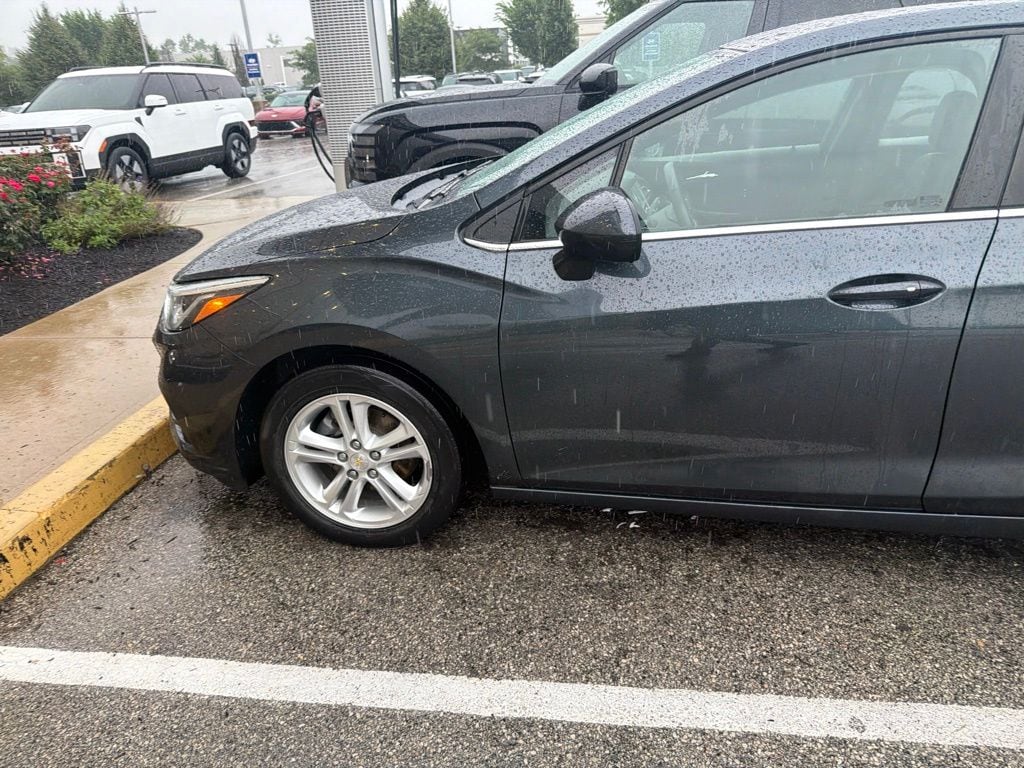 Used 2017 Chevrolet Cruze LT Auto Sedan