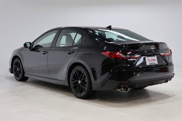 Used 2025 Toyota Camry SE Sedan