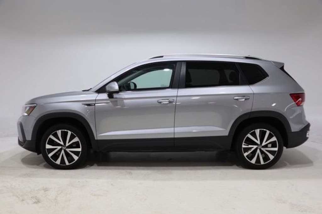 Used 2024 Volkswagen Taos 1.5T SE SUV