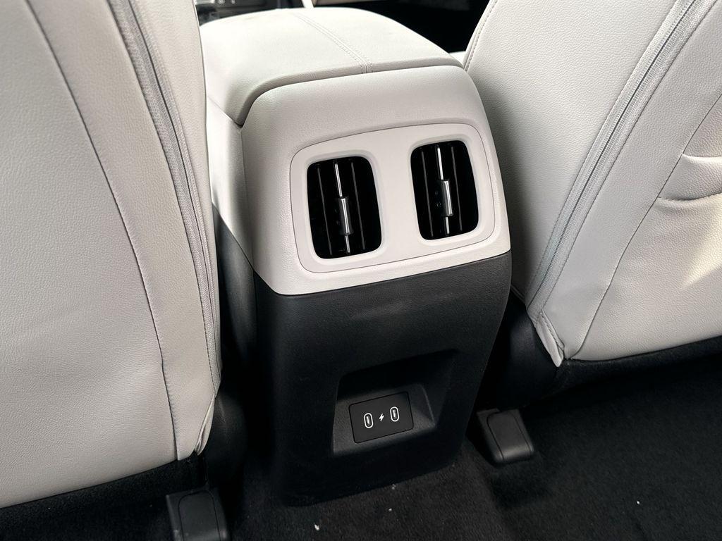 2025 Hyundai Tucson SEL Convenience - Photo 23