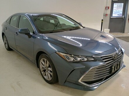 2019 Toyota Avalon XLE Sedan