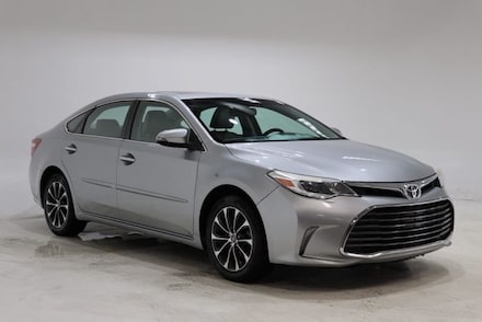 2016 Toyota Avalon XLE Premium Sedan